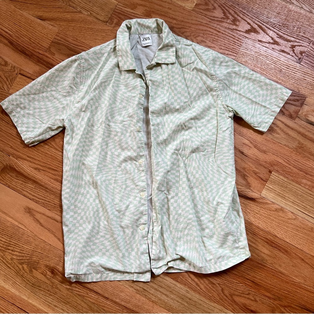 Zara Light Green & White Short Sleeve Button-Down Shirt